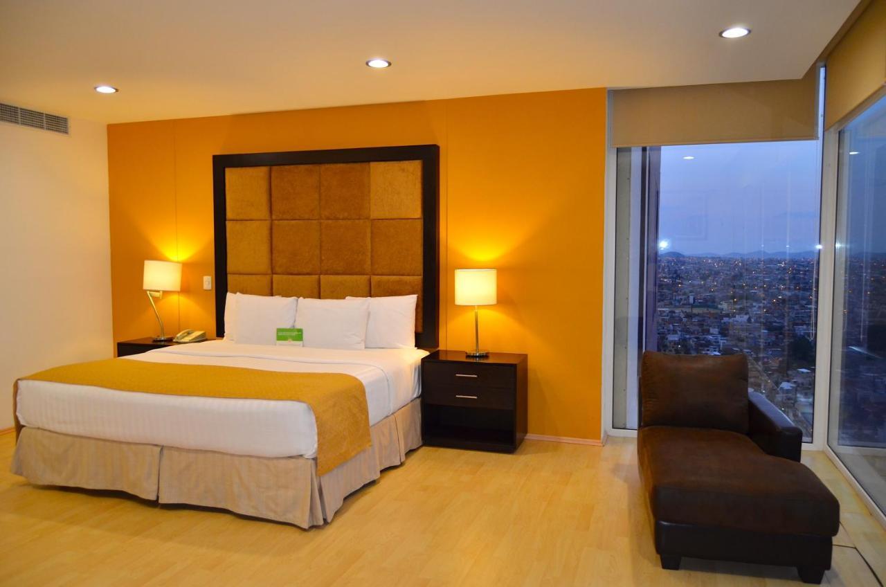 Hôtel La Quinta By Wyndham Puebla Palmas Angelopolis Extérieur photo